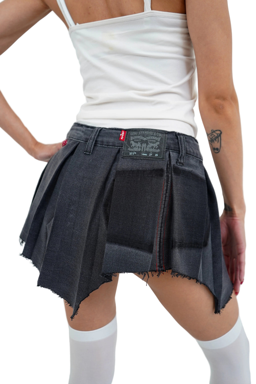SECOND-FORM SKIRT 28"